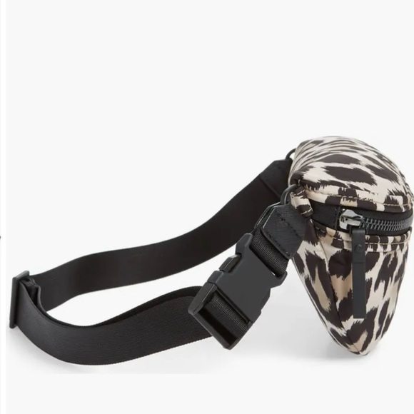 Kate Spade “That’s the Spirit” leopard print belt bag in black and Cream - Picture 3 of 16